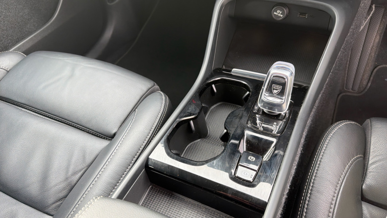 Volvo Xc40 1.5 T5 Recharge PHEV Inscription Pro 5dr Auto Estate